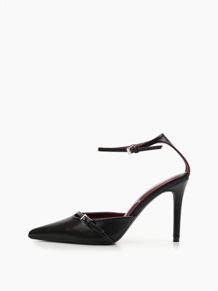 Туфли с ремешком на щиколотке