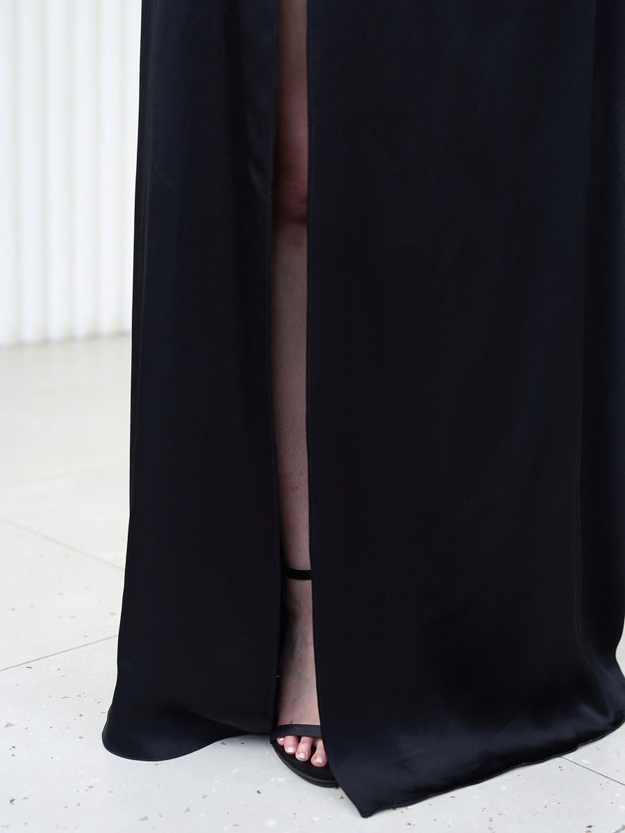 Платье-комбинация с разрезом