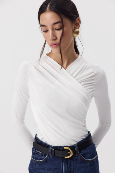 Боди с драпировкой Charmstore, цвет: молочный, 218-43365-111 купить онлайн