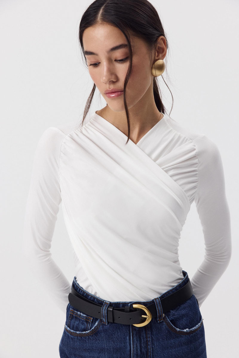 Боди с драпировкой Charmstore, цвет: молочный, 218-43365-111 купить онлайн