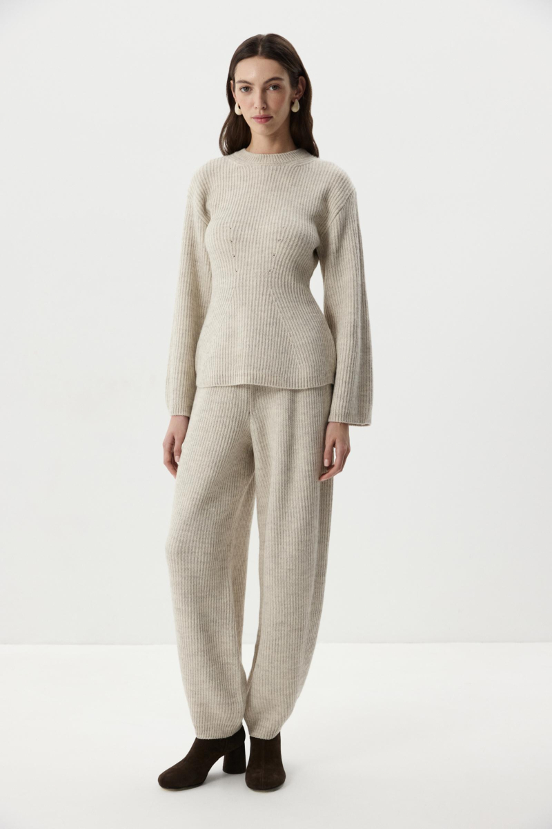 Джемпер приталенный с шерстью Charmstore, цвет: светло-бежевый меланж, 303-48178-118 купить онлайн