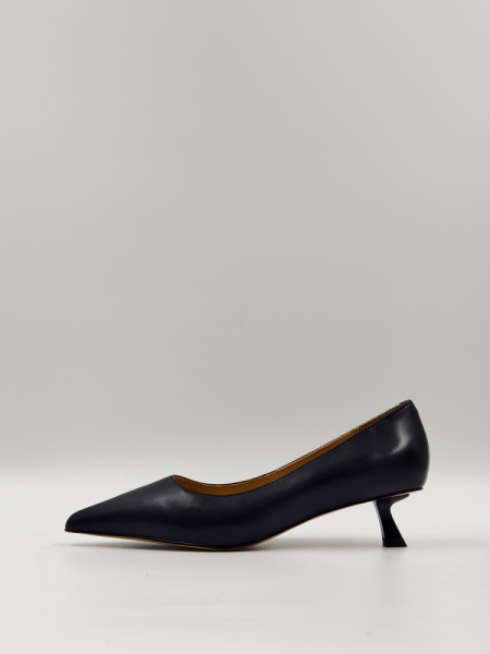 Туфли женские на каблуке