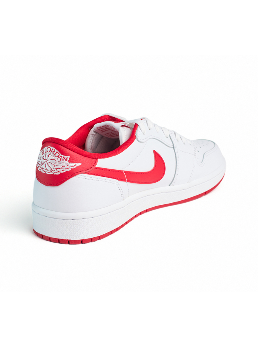 Кроссовки мужские Jordan 1 Low OG "University Red" NKDADDYS SNEAKERS, цвет: белый CZ0790-161 купить онлайн