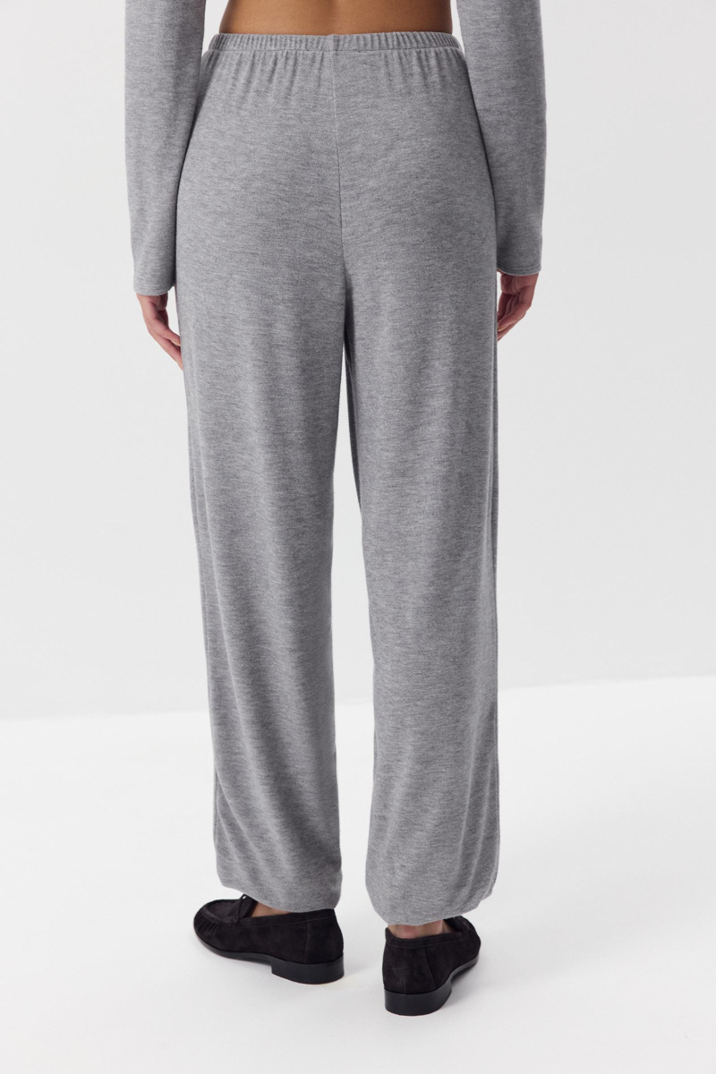 Джоггеры из мягкого трикотажа Charmstore, цвет: серый, 101-435107-884 купить онлайн