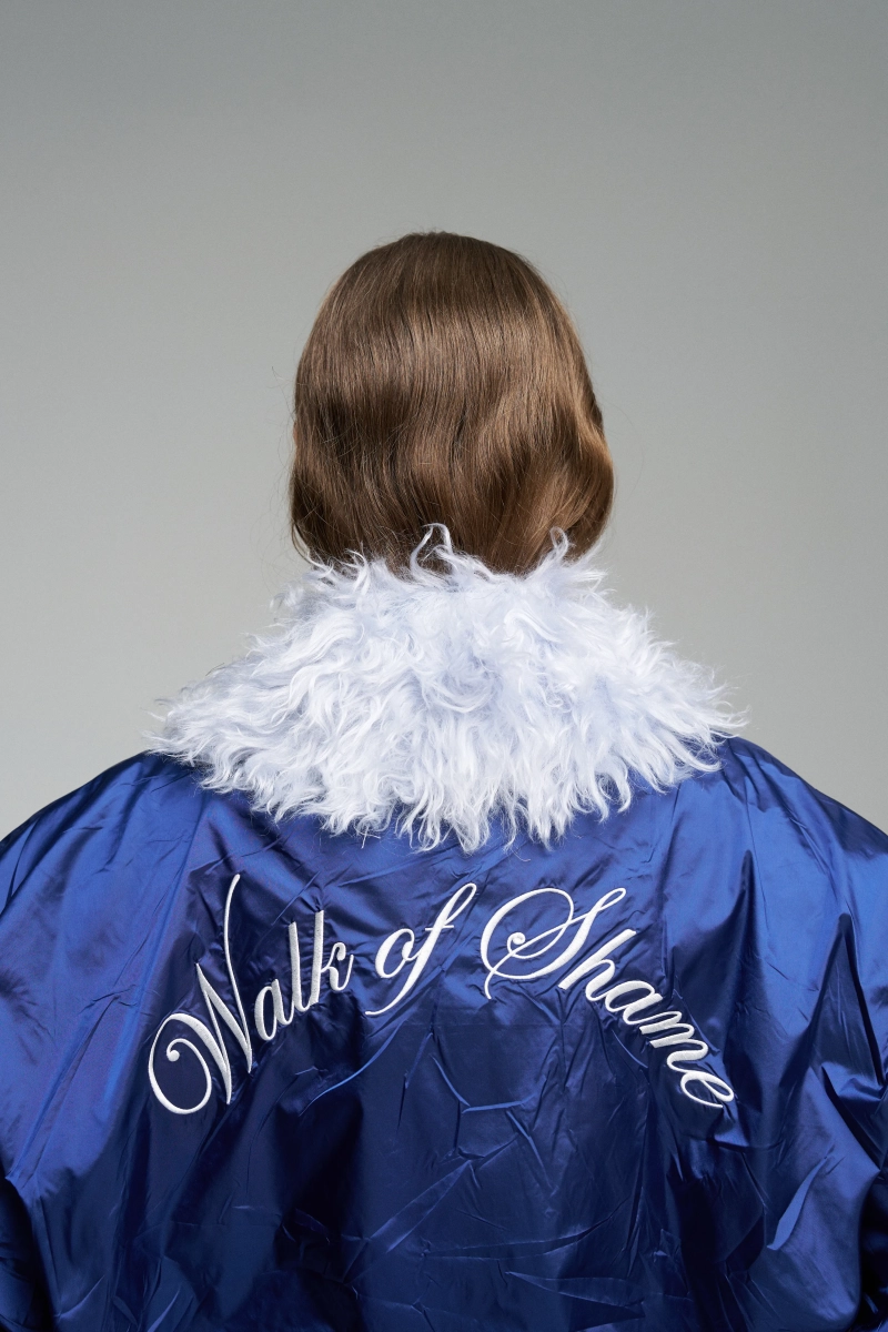 Бомбер из нейлона с вышивкой WALK OF SHAME, цвет: синий, MC026/FW2526 купить онлайн