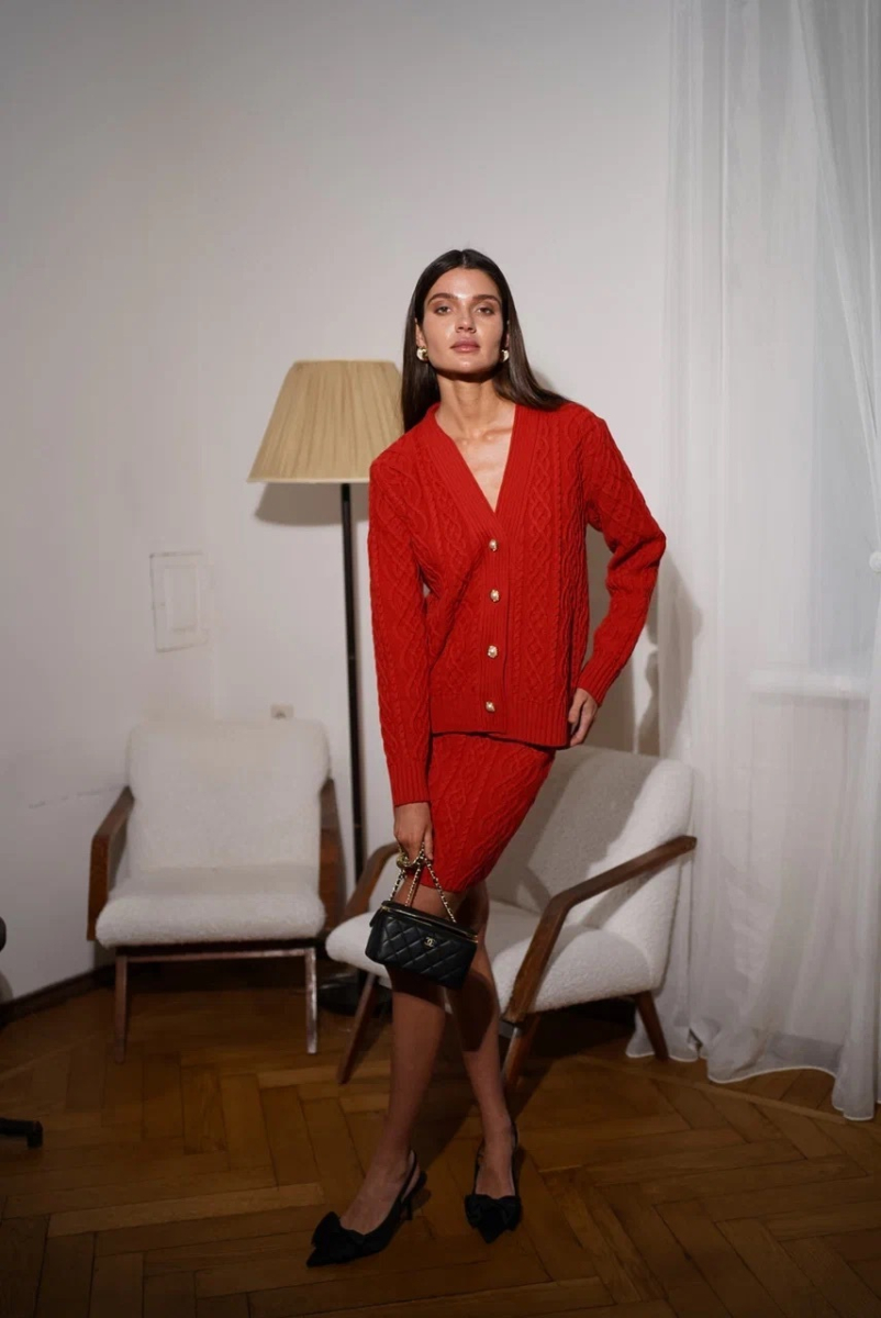 Костюм с косами кардиган и юбка VELVET, цвет: красный, 00-00004745 купить онлайн