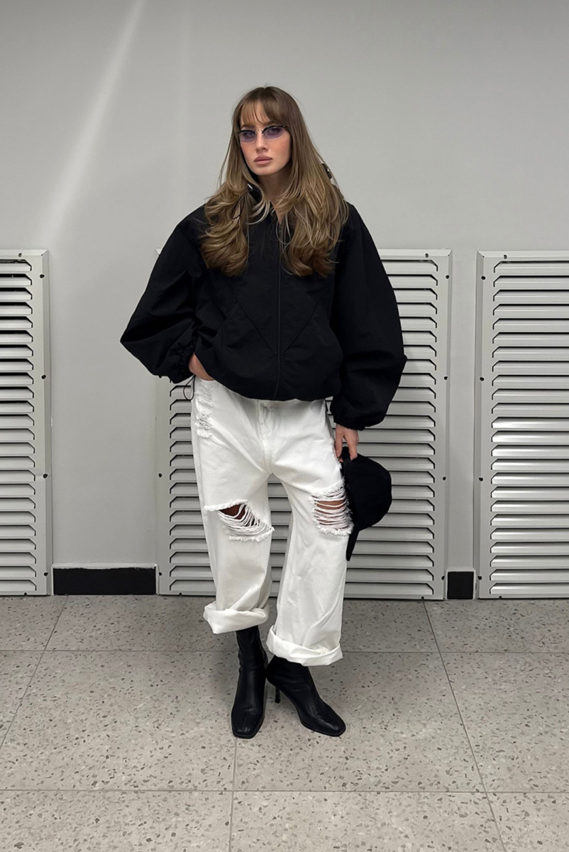 Джинсы рваные (белые)