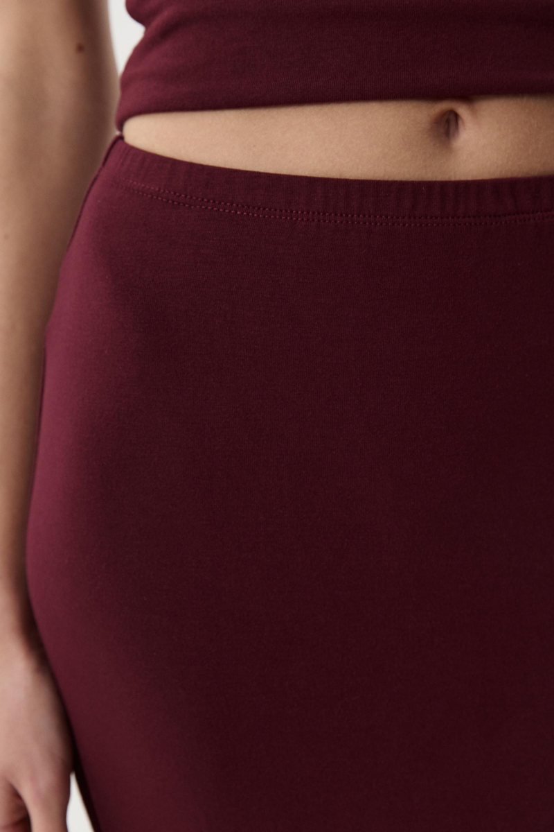 Юбка прямая из вискозы Charmstore, цвет: винный, 216-50765-451 купить онлайн