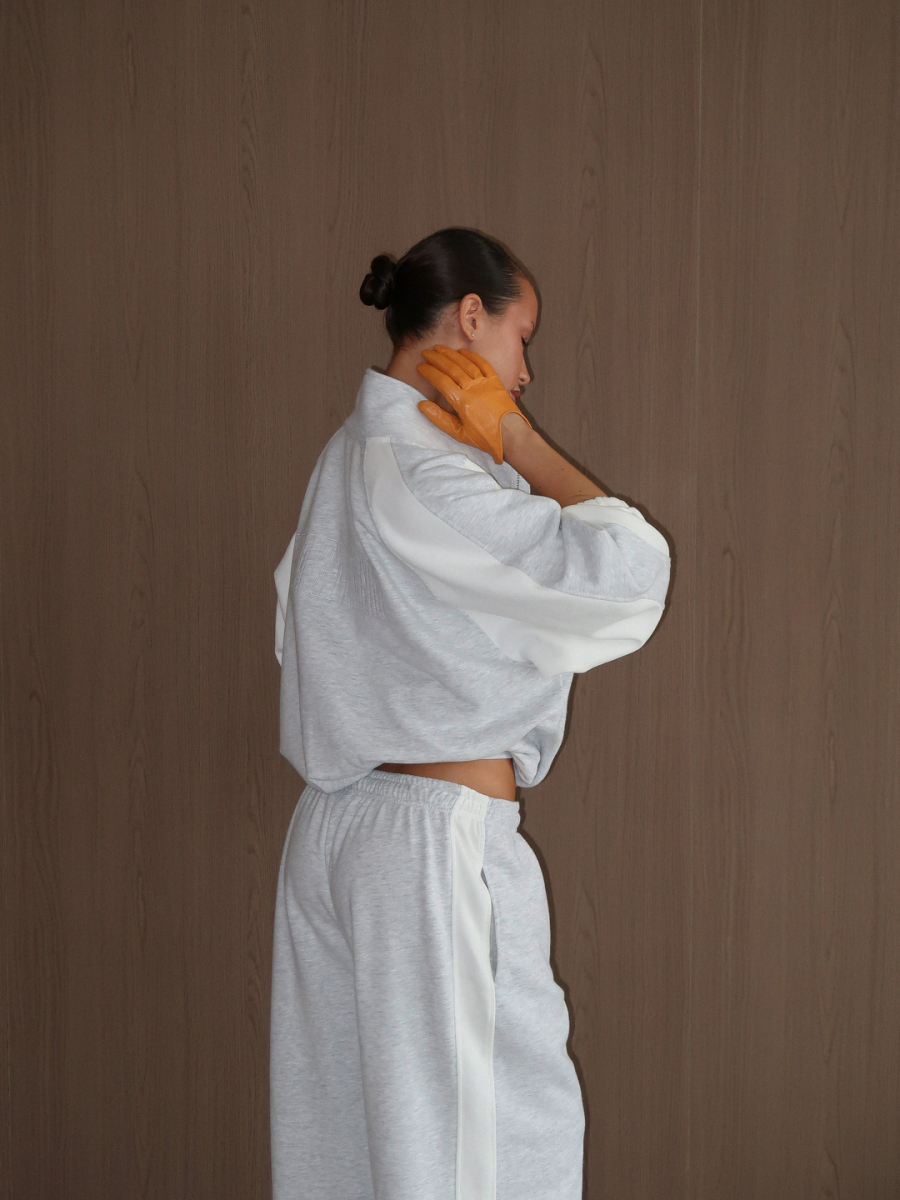 Олимпийка со вставками MIARTLAND, цвет: меланж-молочный, НФ-00000873 купить онлайн