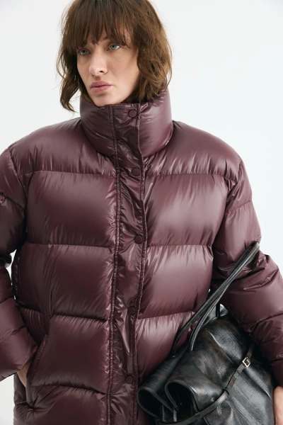 Пуховик укороченный с воротником-стойкой Daisyknit, цвет: Бордовый,  купить онлайн