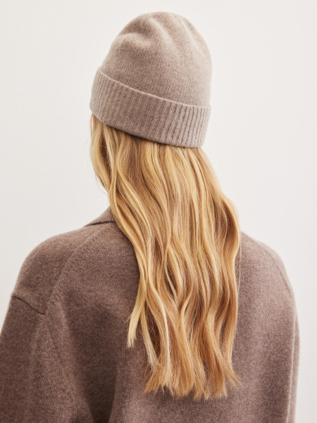 Шапка из шерсти мериноса и кашемира Chaika, цвет: коричневый AW25HT02-45 купить онлайн