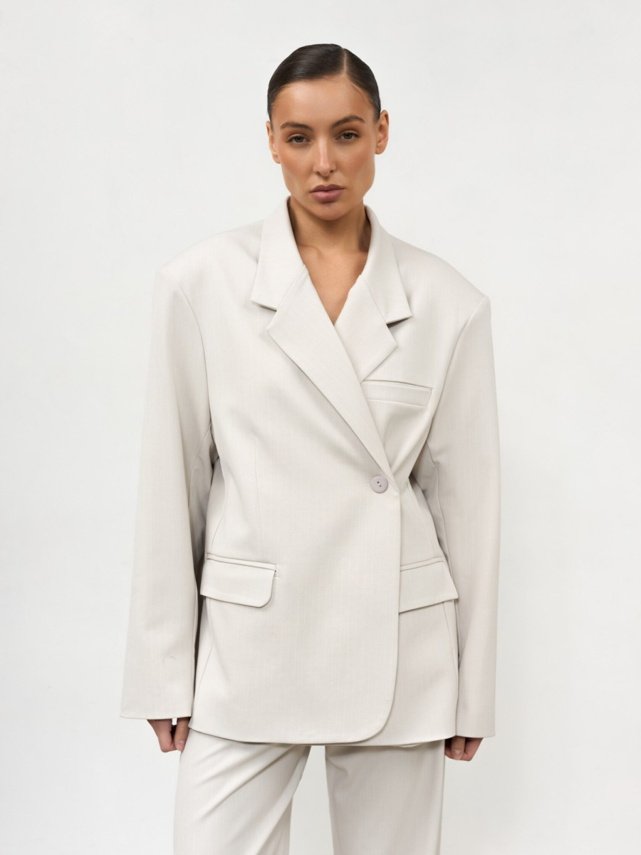 Классический пиджак в полоску