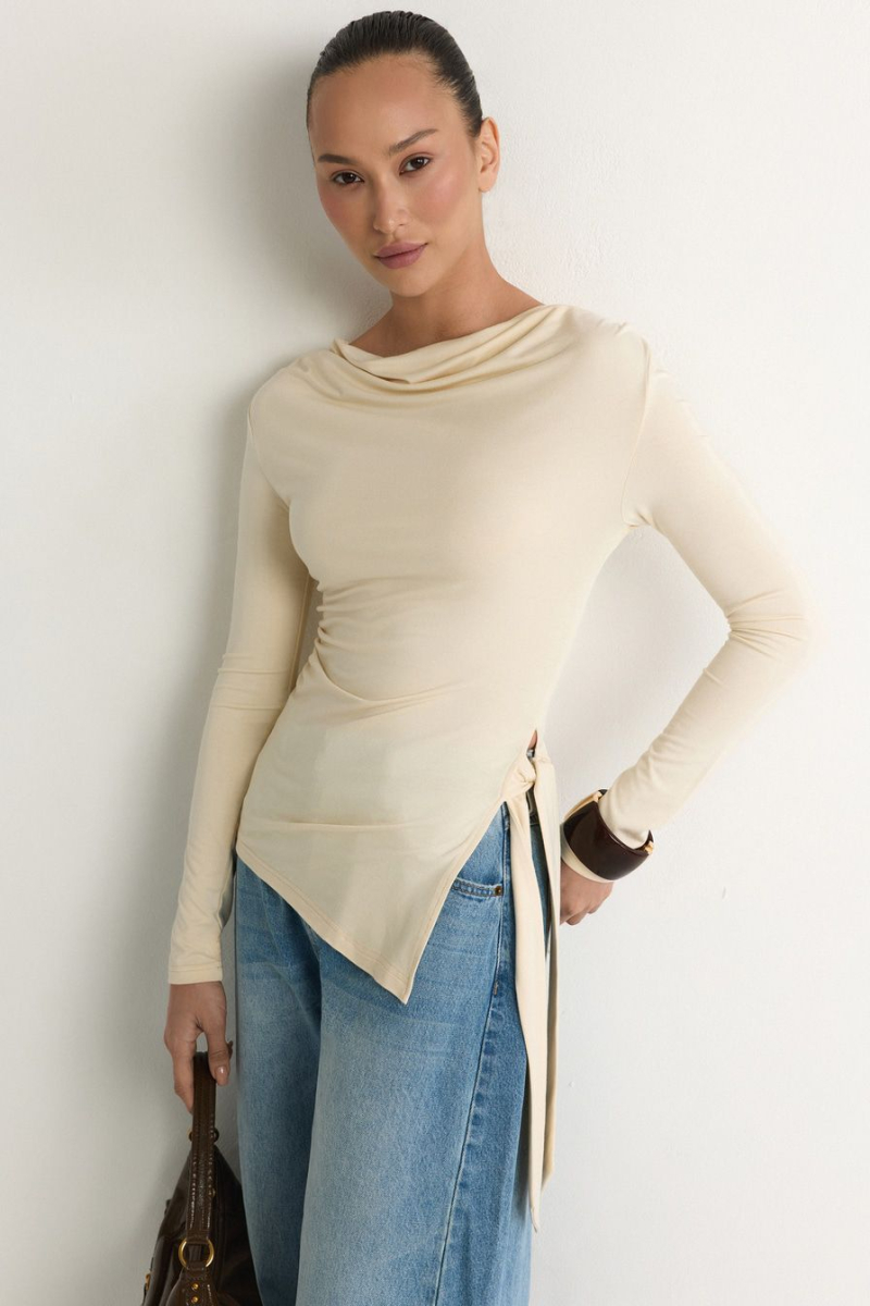 Лонгслив из смесовой вискозы TOPTOP, цвет: молочный, TT.025.19447.120 купить онлайн