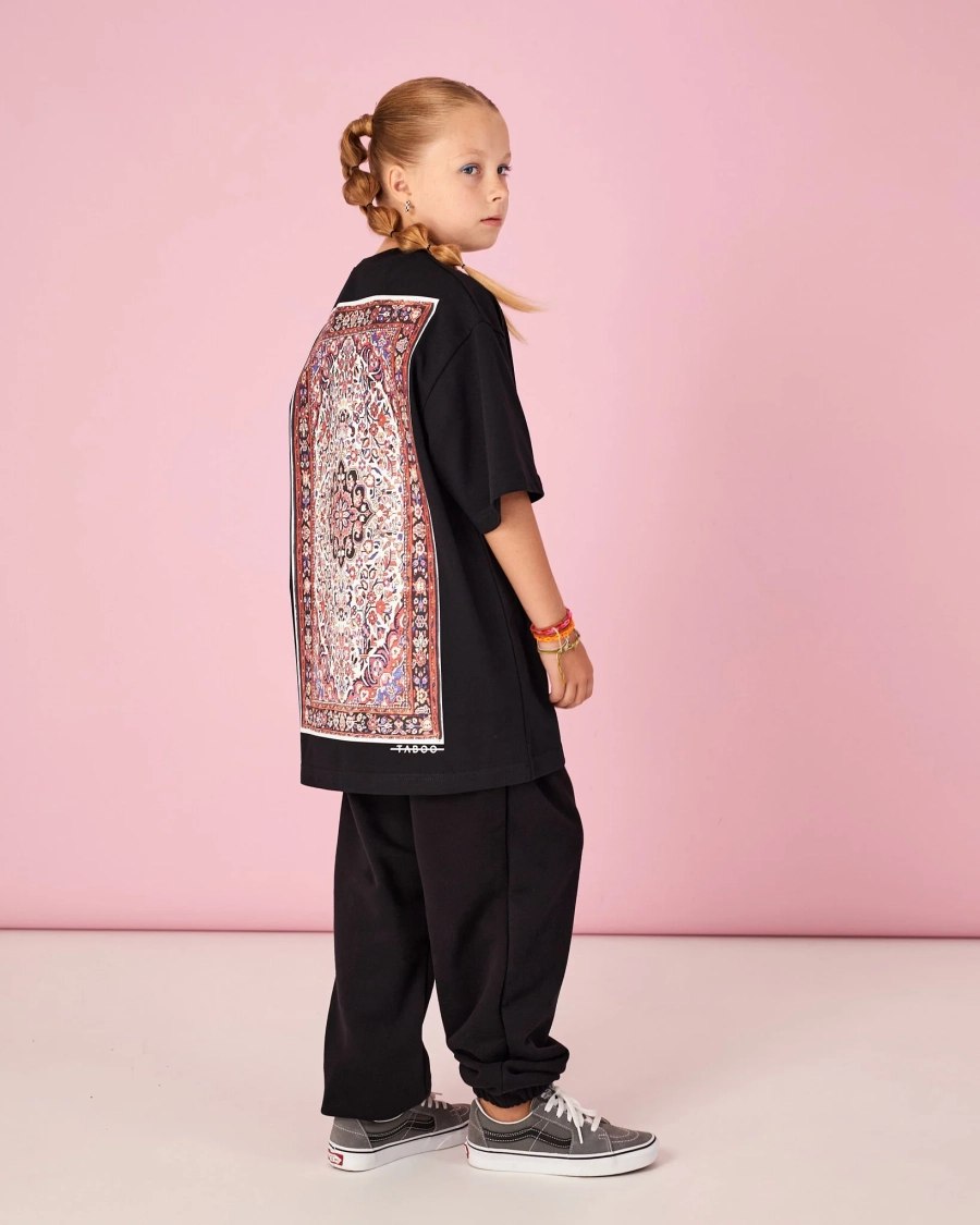 Футболка с ковром детская