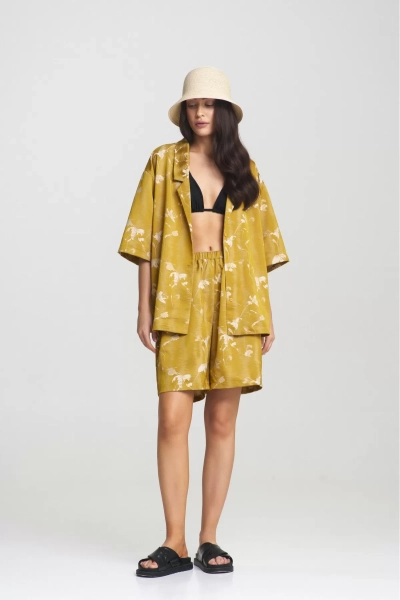 Костюм с шортами Asian mood Golden Erist store, цвет: золотой НФ-00002465 |новая коллекция купить онлайн