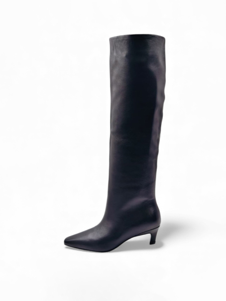 Сапоги демисезонные из натуральной кожи