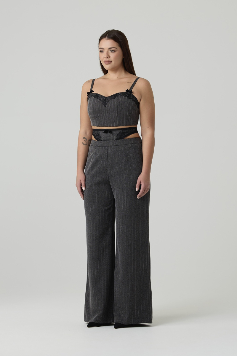 Брюки прямые с отделкой из кружева 4forms, цвет: серый, 65467 купить онлайн