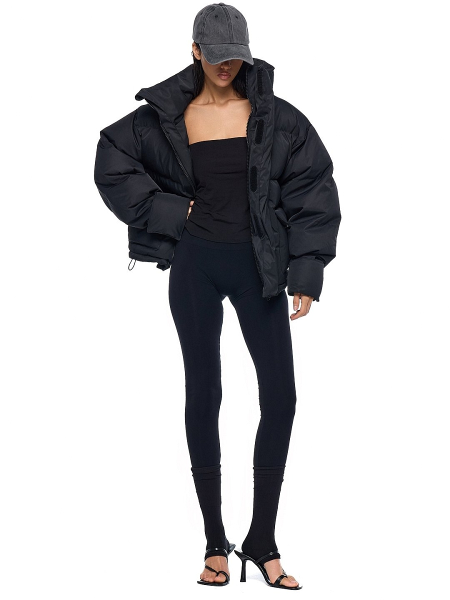 Пуховик OUT OF REACH Cloud FRHT&OUT OF REACH, цвет: black, DJOORCLDBLK купить онлайн