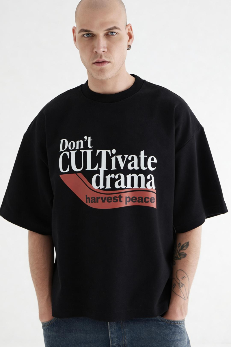 Футболка укороченная «Драма» CULTBASE, цвет: Черный,  купить онлайн