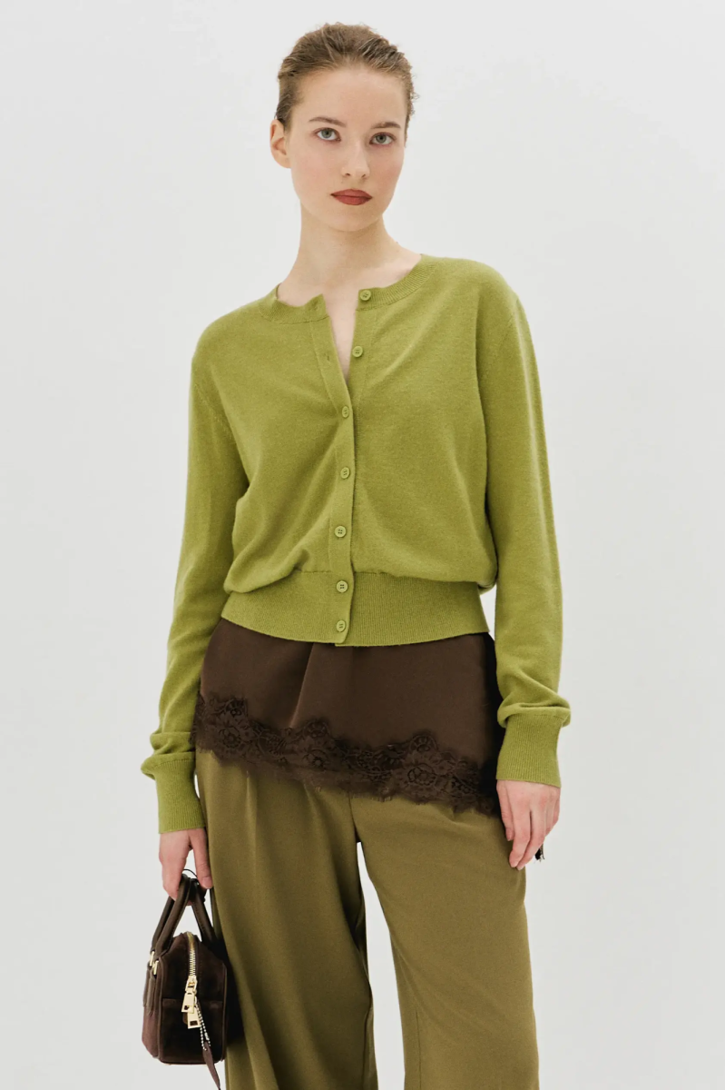 Кардиган тонкой вязки на пуговицах