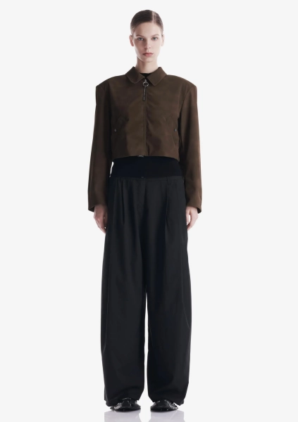 Укороченная куртка из экозамши KRAKATAU, цвет: коричневый, Qw576-7 купить онлайн