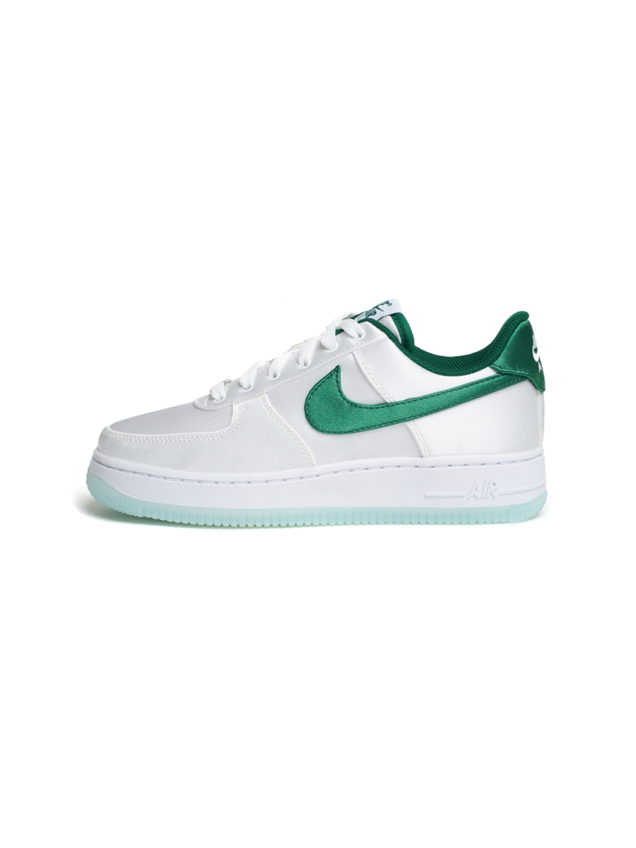 Кроссовки женские Nike Air Force 1 Low "Satin" NKDADDYS SNEAKERS, цвет: белый DX6541-101 купить онлайн