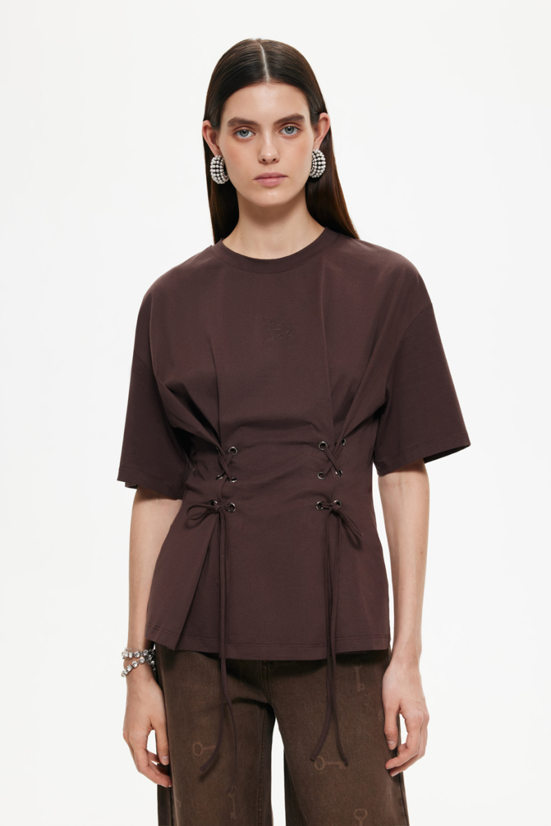 Футболка со шнуровкой