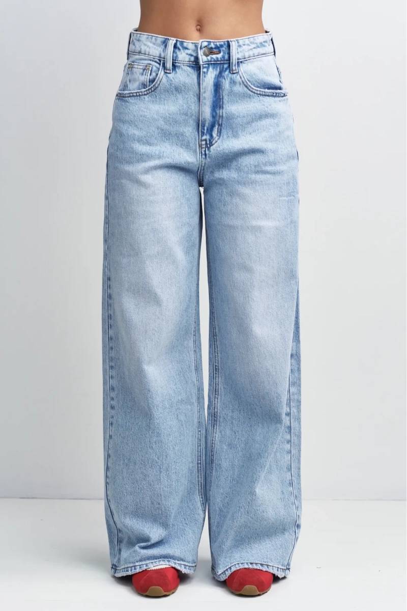 Джинсы трубы