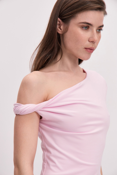 Топ с открытым плечом Charmstore, цвет: розовый, 214-31365-221 купить онлайн