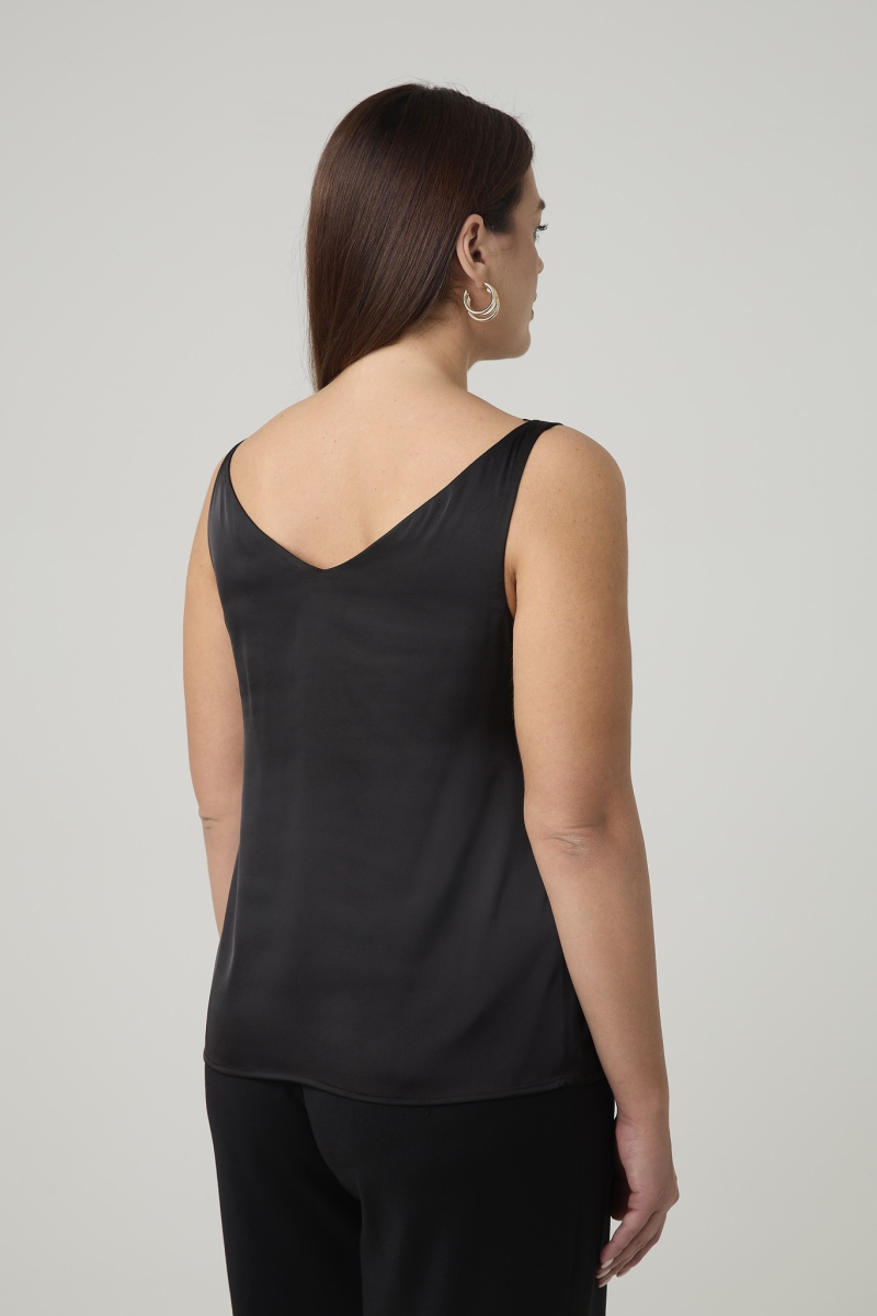 Топ двухслойный на широких бретелях с кружевом