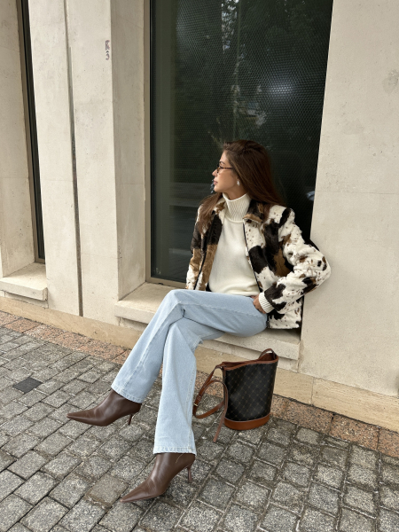 Бомбер из эко-меха с принтом VELVET, цвет: корова, 00-00005181 купить онлайн