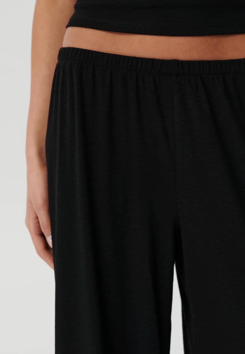 Брюки "Край" CHUBA, цвет: Черный, trousers_edge_bl купить онлайн
