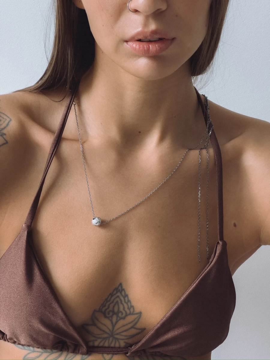 Серебряное колье «Земля» black SBLESKOM, цвет: серебро, 92072 купить онлайн