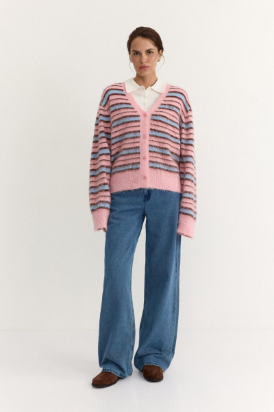 Пушистый кардиган с принтом «полоска» TOPTOP, цвет: розовый с принтом, TT.051.18371.301 купить онлайн