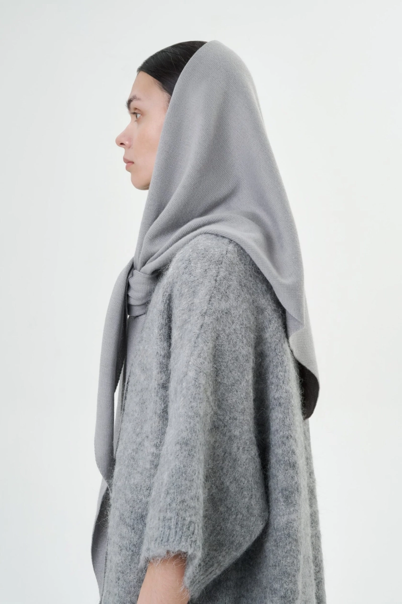 Базовая косынка Mankova, цвет: Светло-серый SH014 купить онлайн