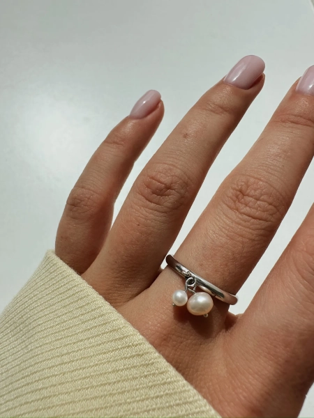 Серебряное кольцо «Жемчужина» SBLESKOM, цвет: серебро, 12109 купить онлайн