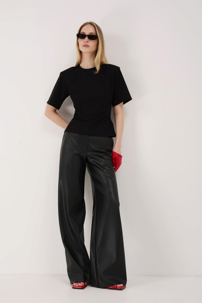 Футболка приталенного кроя с подплечниками Ricoco, цвет: Черный, 7071/3 купить онлайн