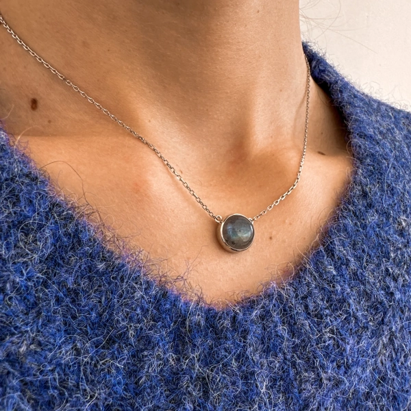 Колье Луна с лабрадоритом The Reason, цвет: серебро, кле мун лаб купить онлайн