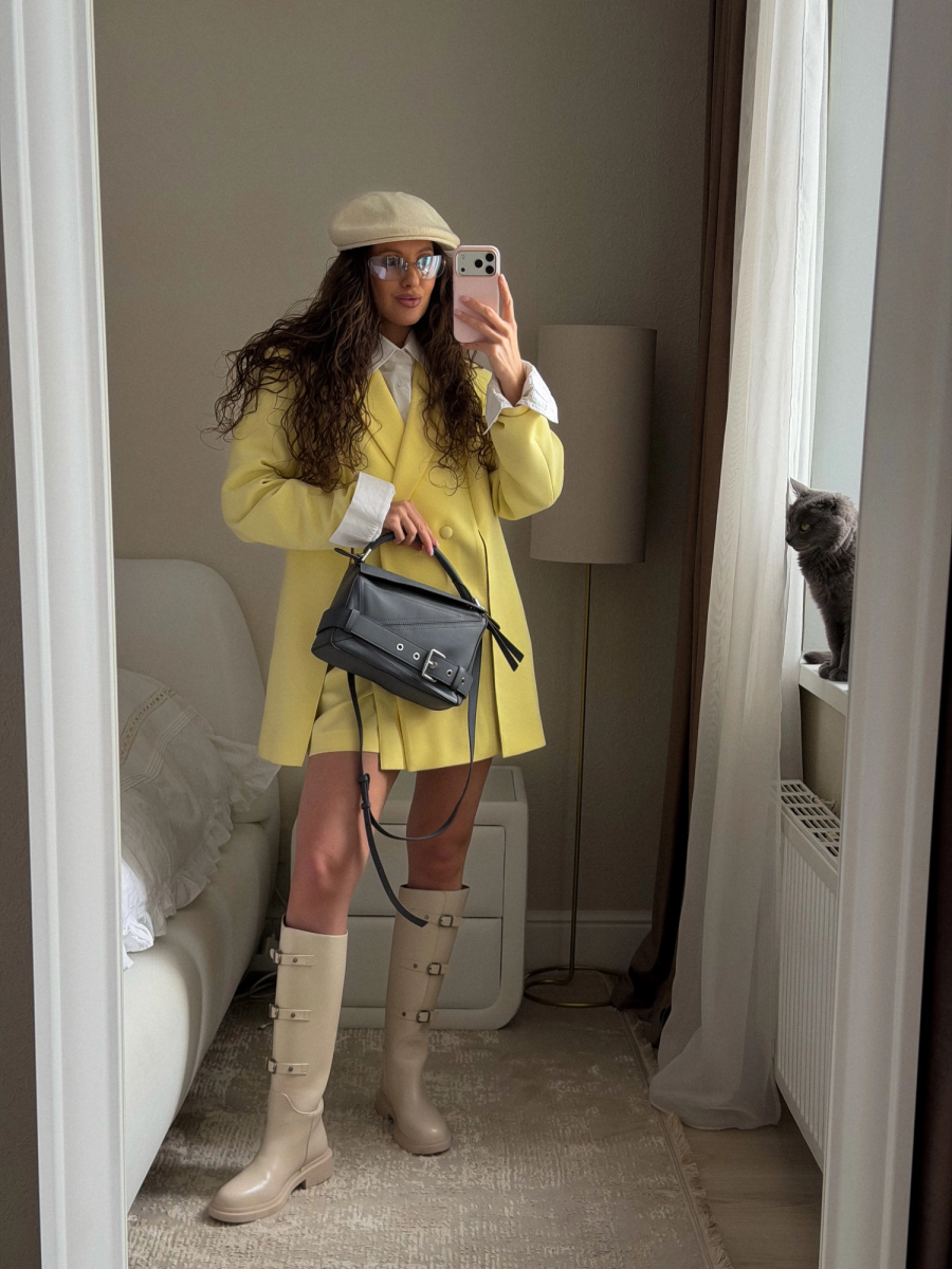 Сумка с декоративным ремнем