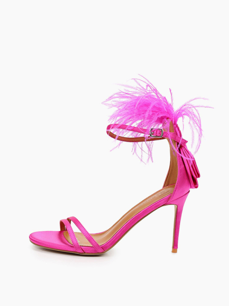 Босоножки с перьями на тонком каблуке