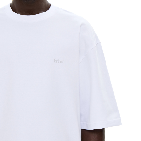 Футболка FRHT Base Mono FRHT&OUT OF REACH, цвет: WHITE, TSBSMNWHT купить онлайн