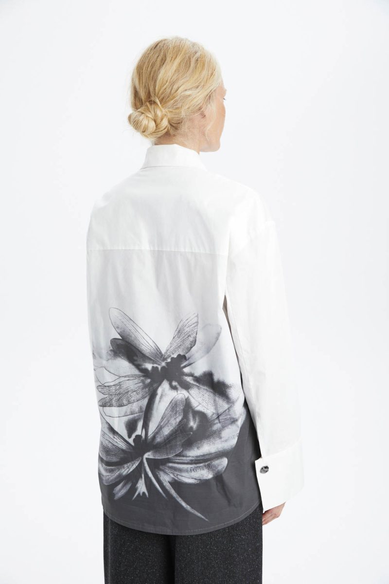 Рубашка M.REASON, цвет: молочный, 13.7407.25.P2015.22 W26 купить онлайн