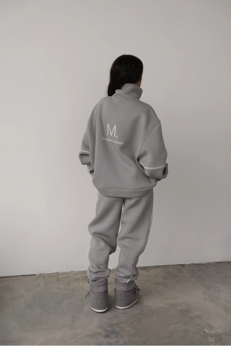 Джоггеры с начёсом Flow MINI, цвет: лунный, НФ-00000446 купить онлайн