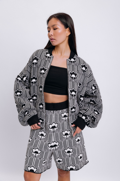 Шорты Street style Long CREATORÉ, цвет: черный/белый, 05-СТ02024/1.19 купить онлайн