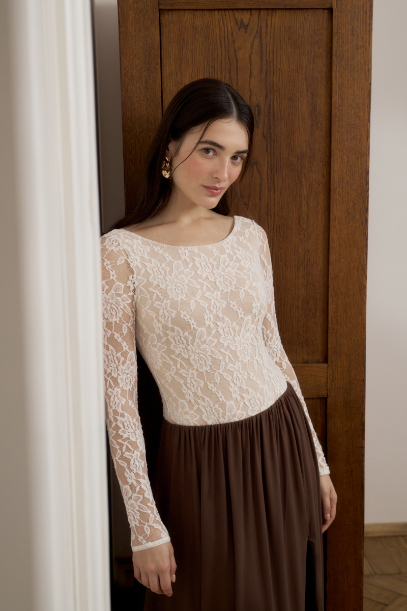 Боди из эластичного кружева с длинным рукавом Charmstore, цвет: молочный, 218-474112-111 купить онлайн