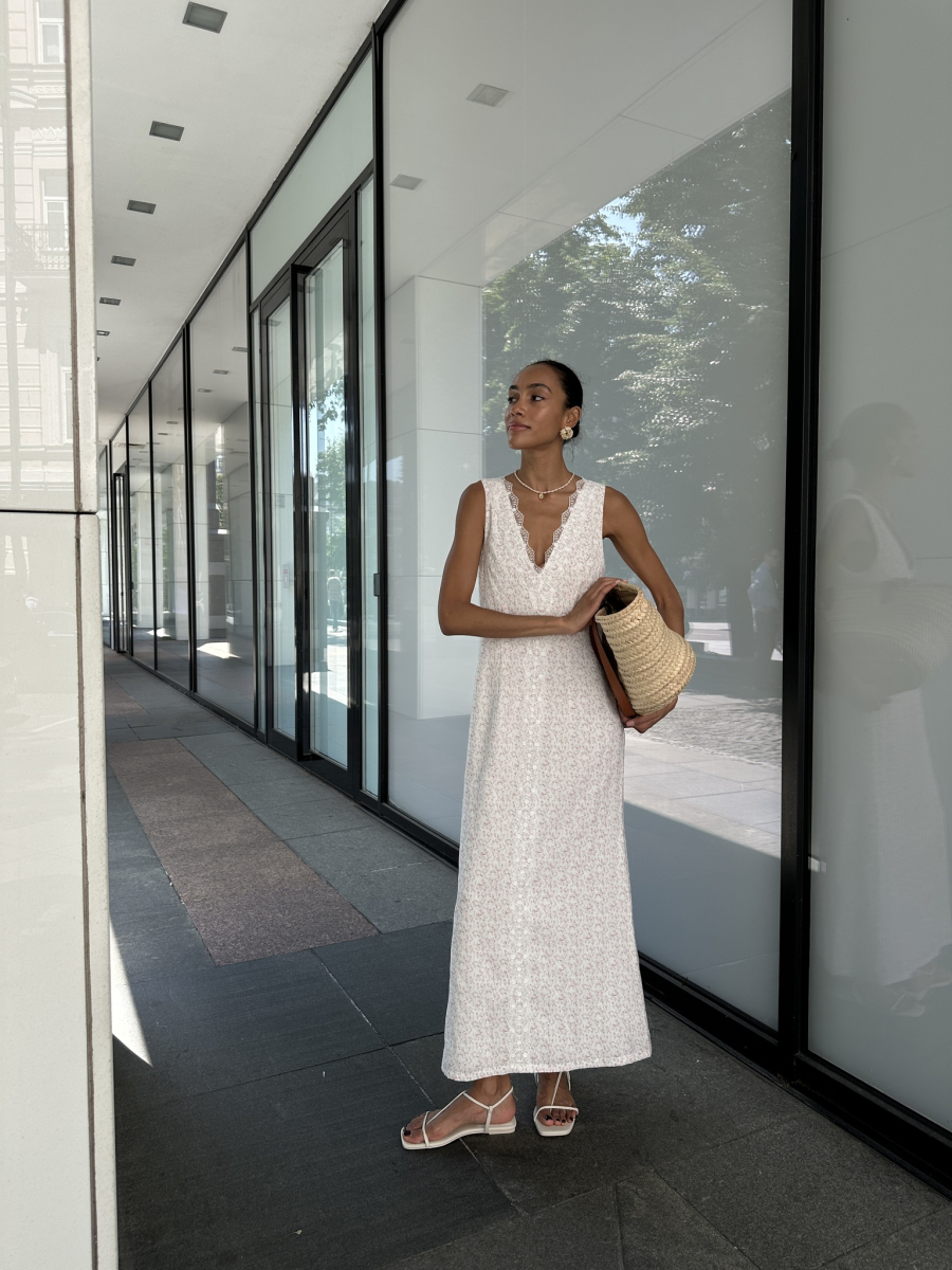 Платье из модала с кружевом VLVT, цвет: молочный в цветок, 00-00005063 купить онлайн