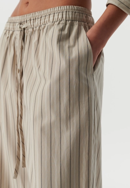 Брюки "Взмах" CHUBA, цвет: Тауп, trousers_sway купить онлайн