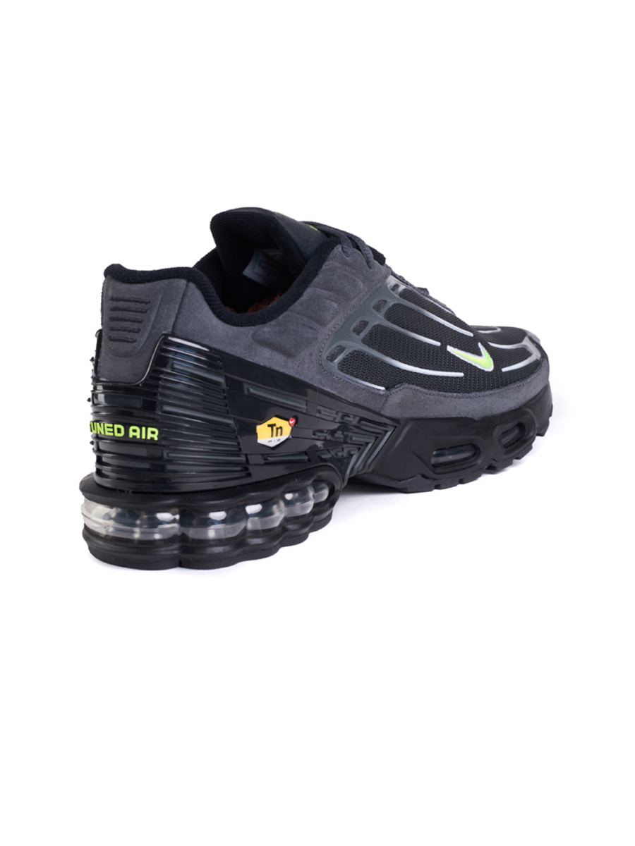 Кроссовки мужские Nike Air Max Plus III "Black Volt" NKDADDYS SNEAKERS, цвет: Чёрный FQ2387-001 купить онлайн