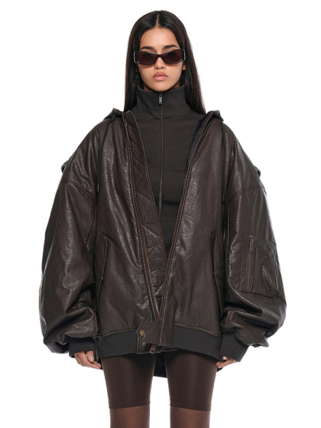 Бомбер с капюшоном