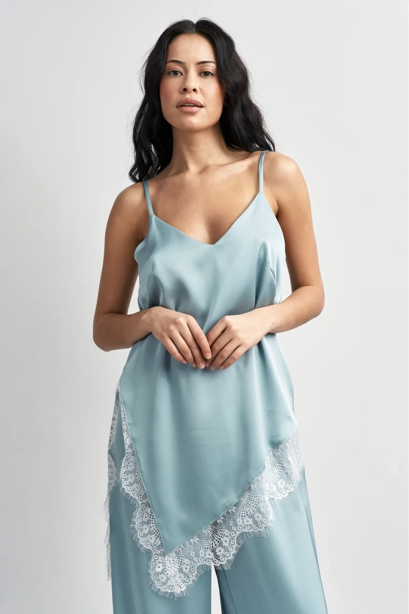 Топ с кружевом